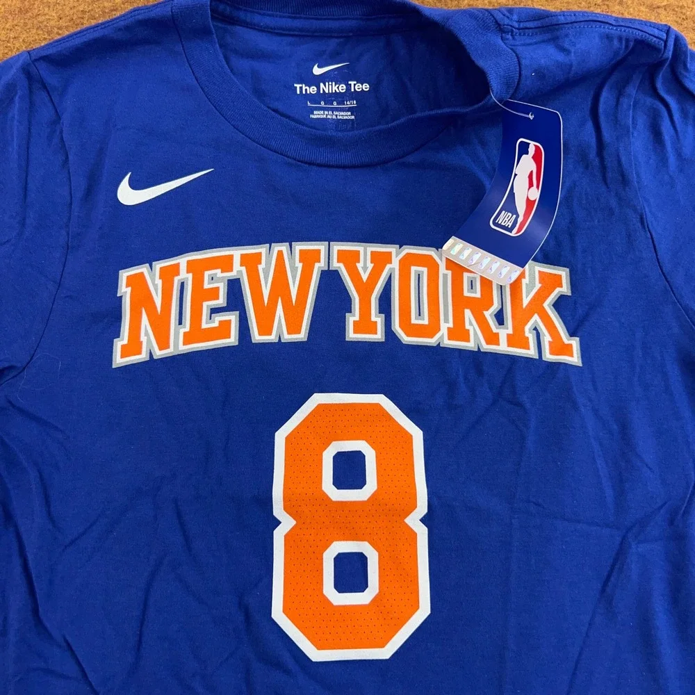 Nike Boys Large Blue New York Knicks OG Anunoby 8 NBA Graphic T-Shirt NWT